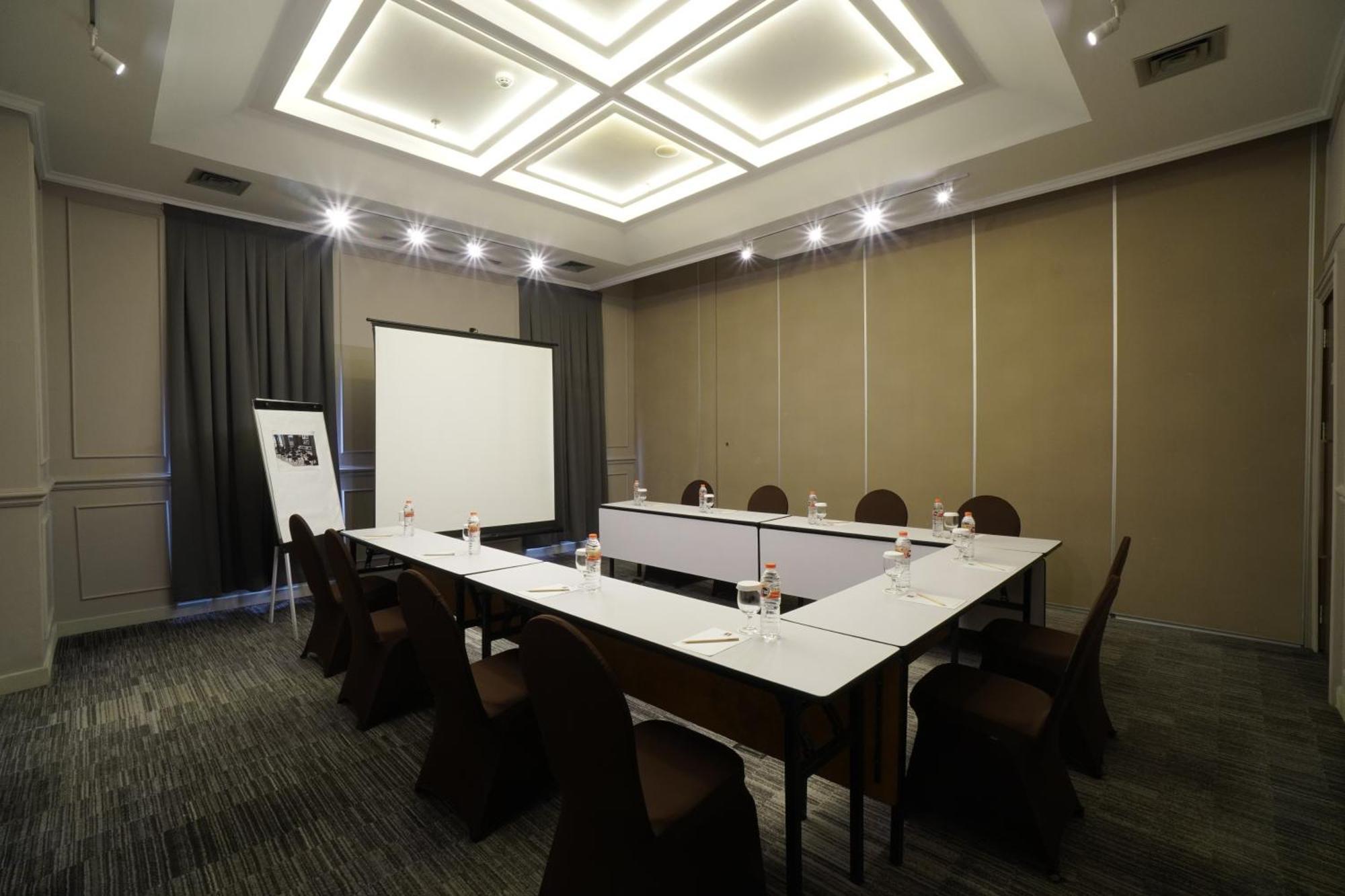 Swiss-Belinn Cawang Jakarta Ngoại thất bức ảnh